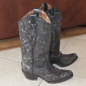 Corral women's cowboy boots  7.5 black with glitter inlay